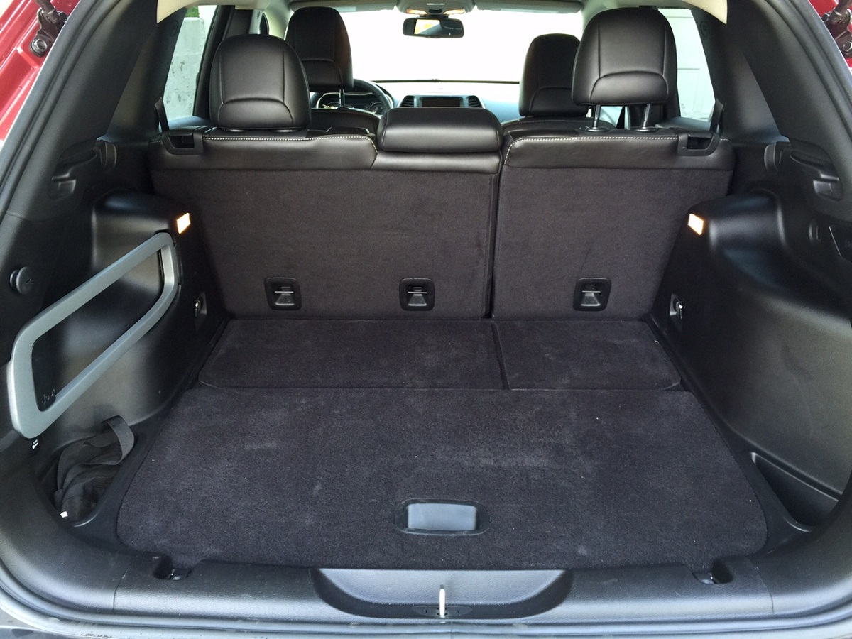 Comparison Jeep Cherokee 2015 vs Jeep Compass 2015 SUV Drive